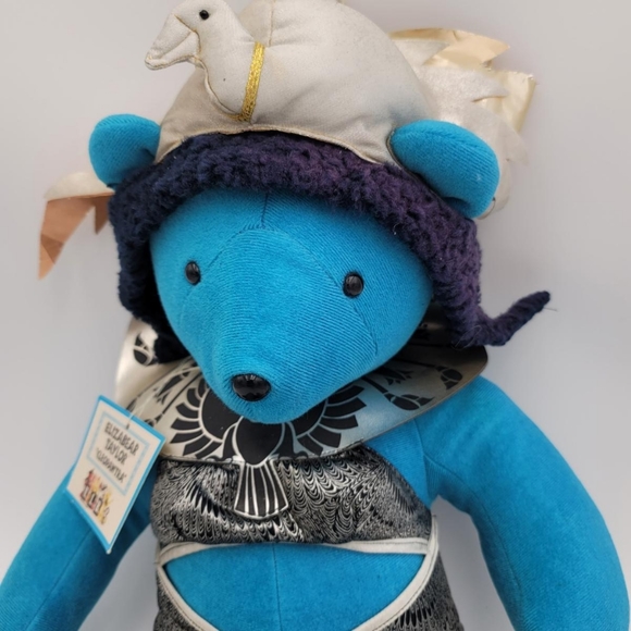 Cleopawtra" Elizabear Taylor, Cleopatra styled collectible teddy bear (1988) - Picture 5 of 8